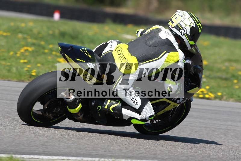 /Archiv-2022/07 16.04.2022 Speer Racing ADR/Gruppe gelb/488